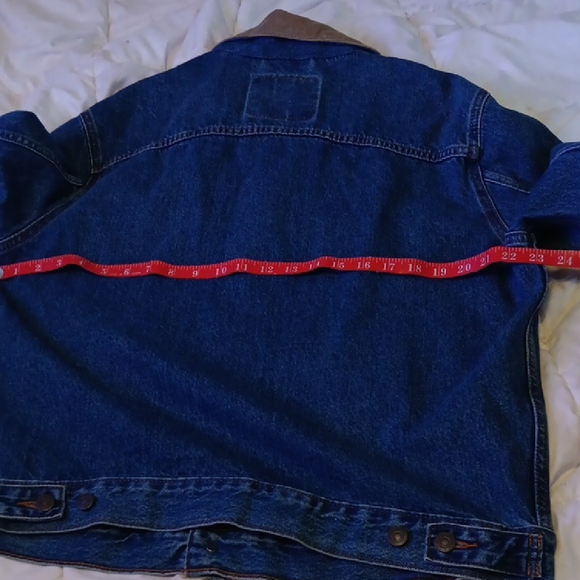 Levi's Blue Denim Trucker Jacket with Tan  Corduroy Collar - Picture 7 of 10